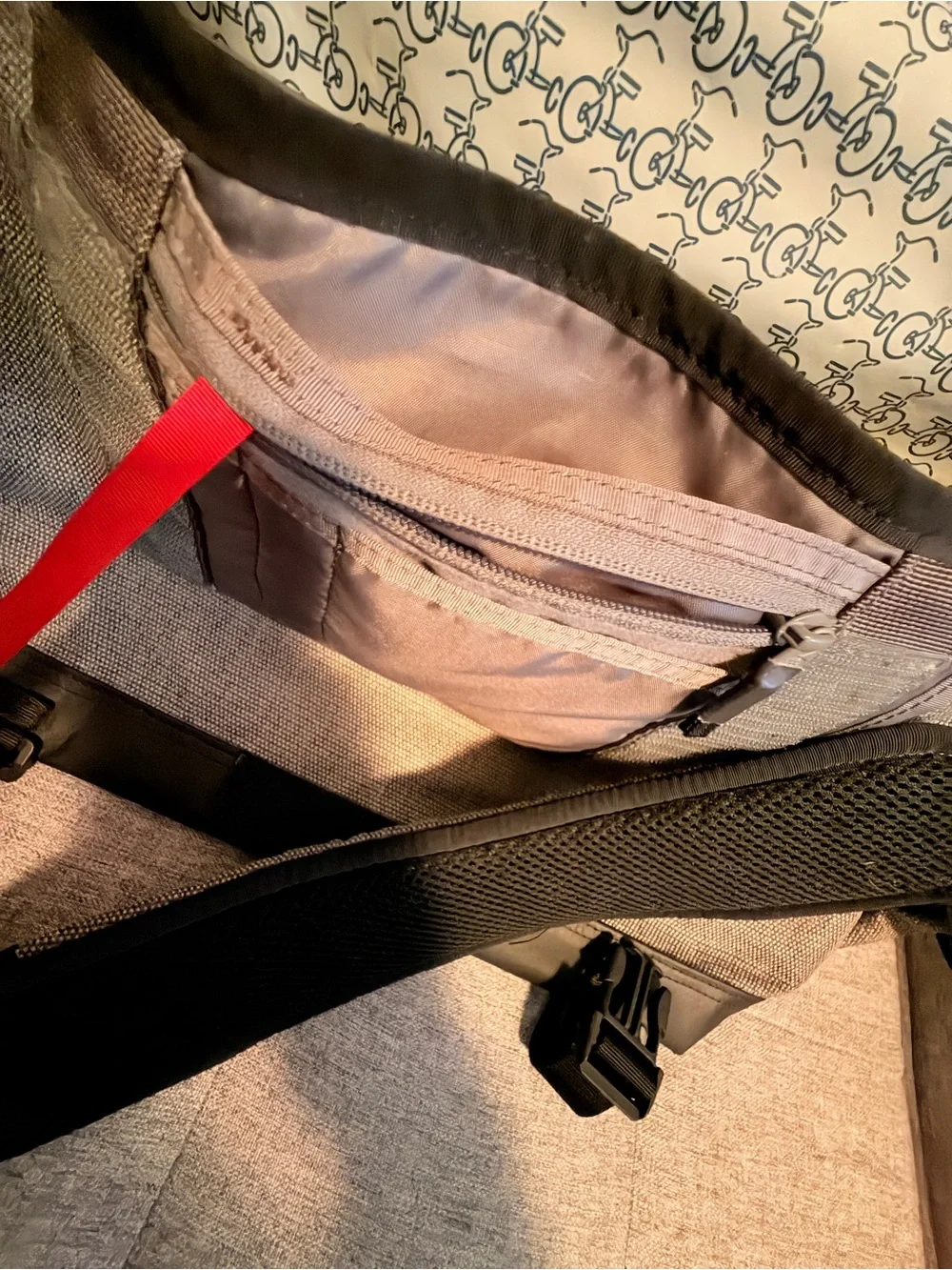 Timbuk2 Gray Messenger Bag with Black Accents